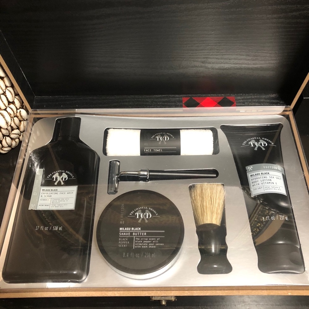 Tri coastal design men’s grooming kit
